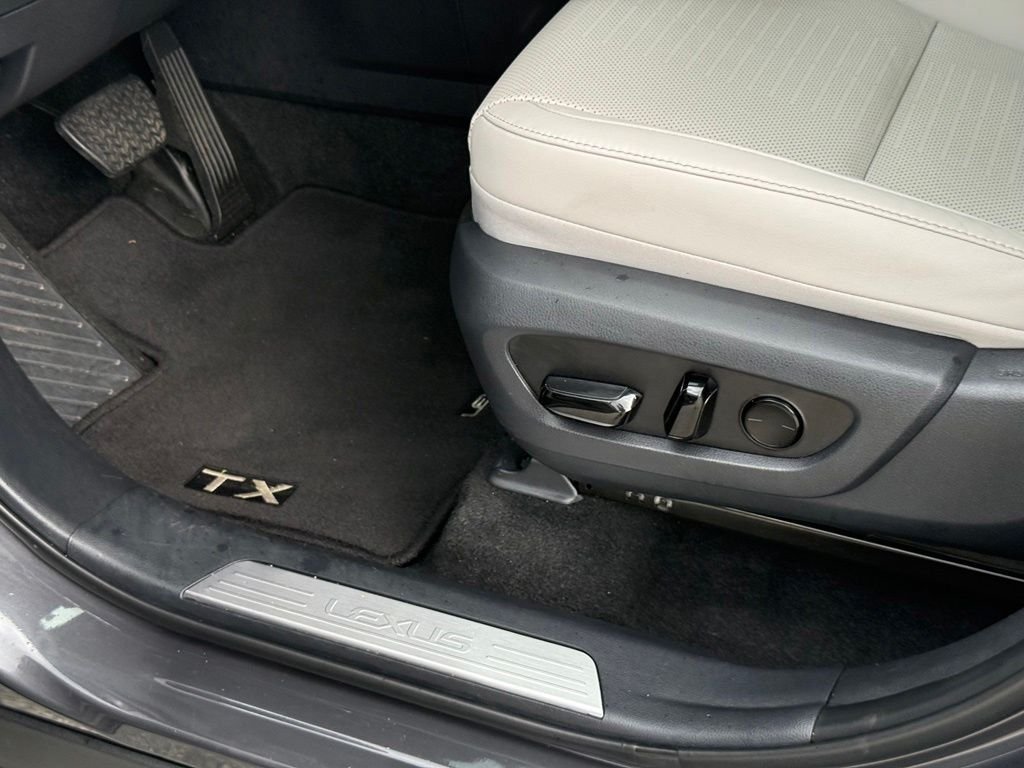 Certified 2025 Lexus TX 350 AWD w/ Technology Package image 25