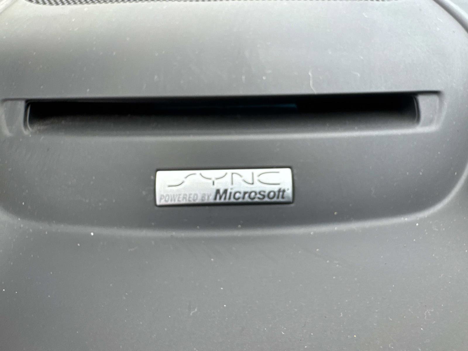 Used 2014 Ford Escape Titanium w/ Equipment Group 401A AWD/4WD image 26