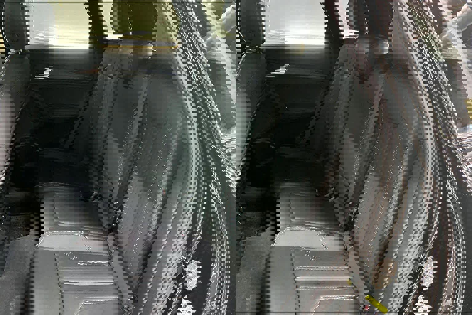 Used 2025 Audi Q5 e Premium Plus w/ Premium Plus Package image 28