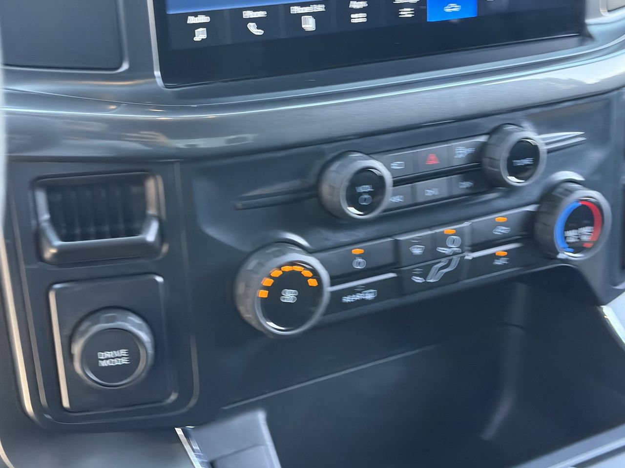 Used 2025 Ford F150 STX w/ Equipment Group 200A RWD image 29