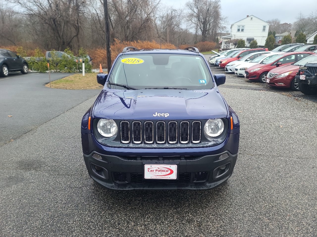 Used 2018 Jeep Renegade Latitude w/ Cold Weather Group image 2