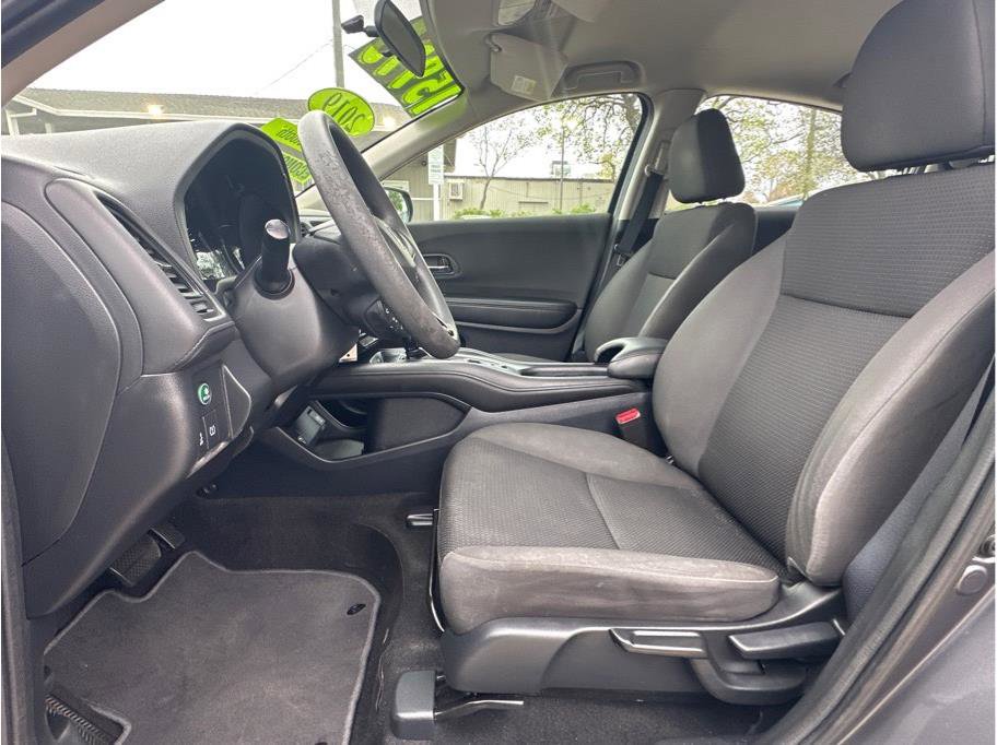 Used 2019 Honda HR-V LX image 14
