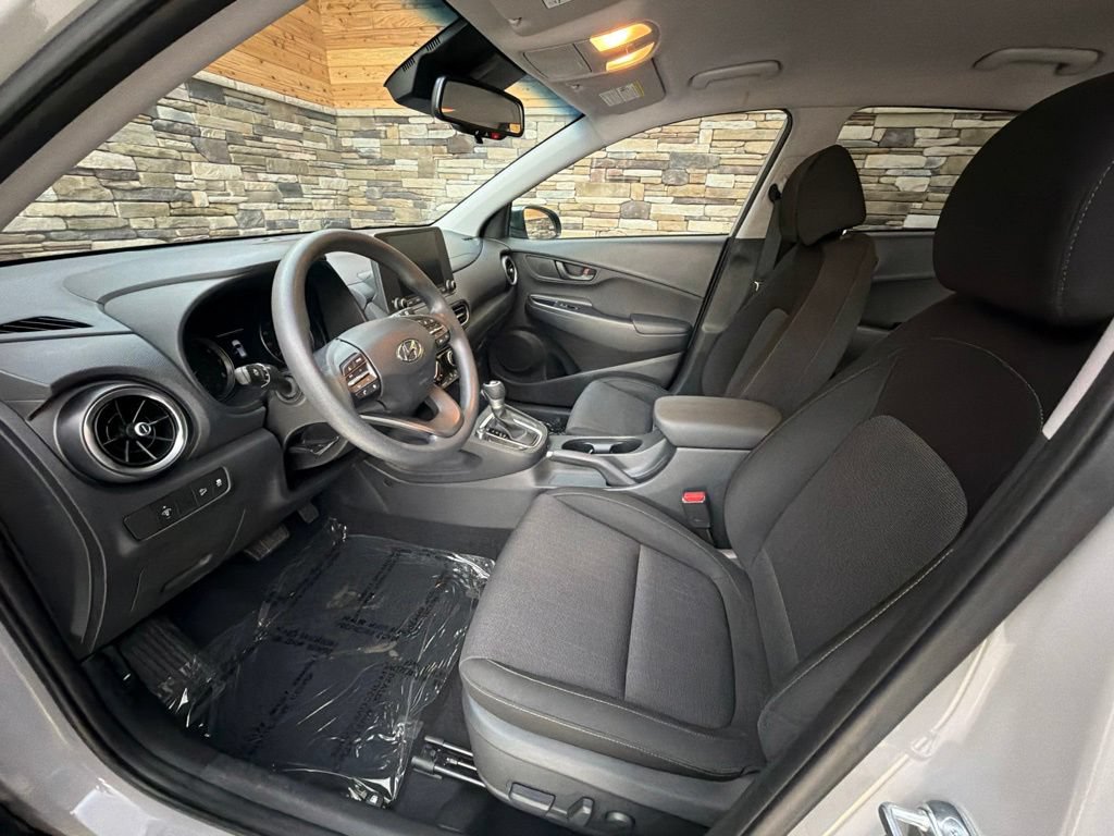 Used 2023 Hyundai Kona SEL AWD/4WD image 21