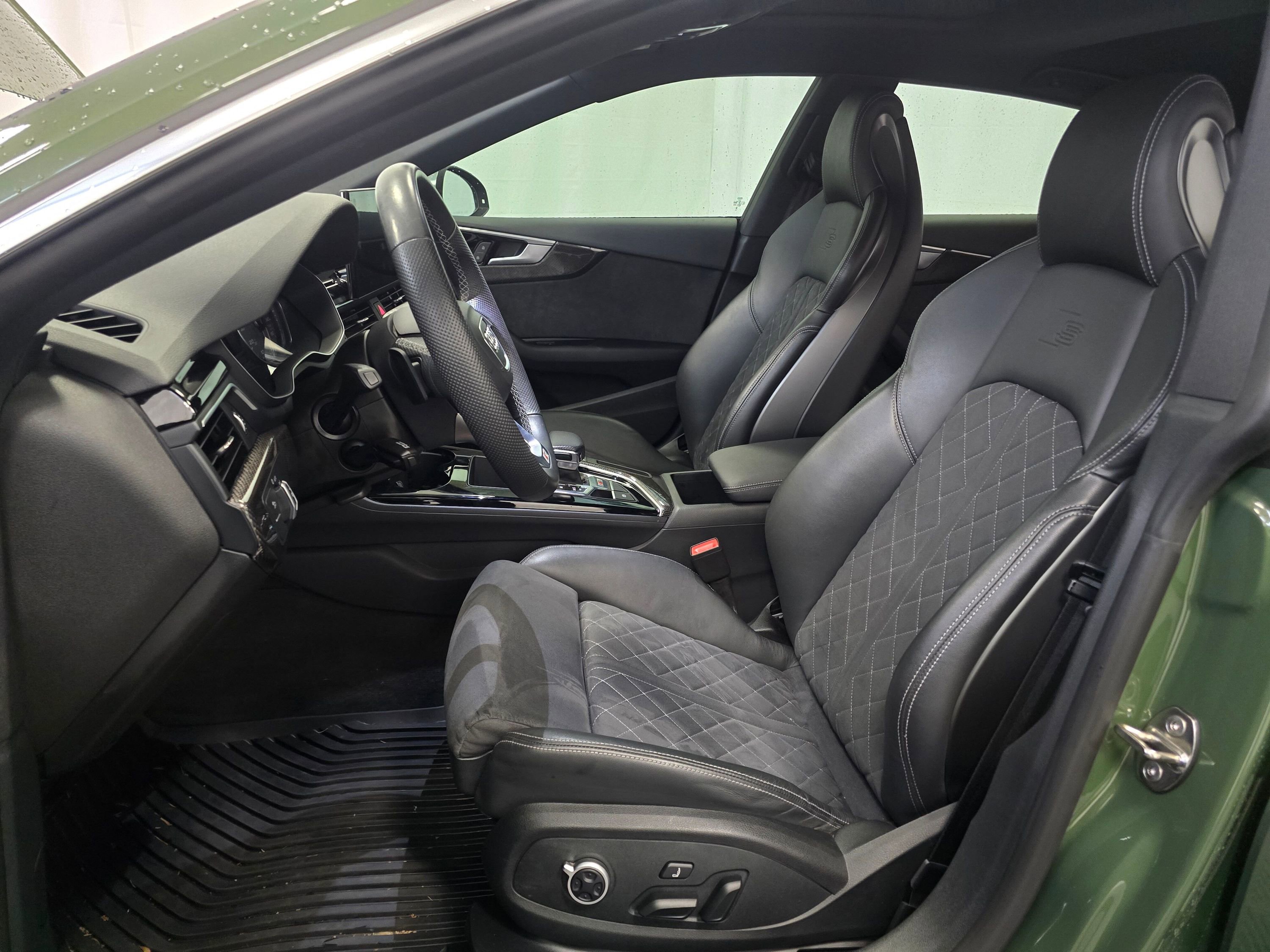 Used 2024 Audi S5 Premium image 13