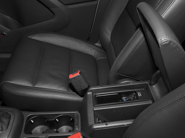 Used 2017 Volkswagen Tiguan Limited w/ Premium Package image 18