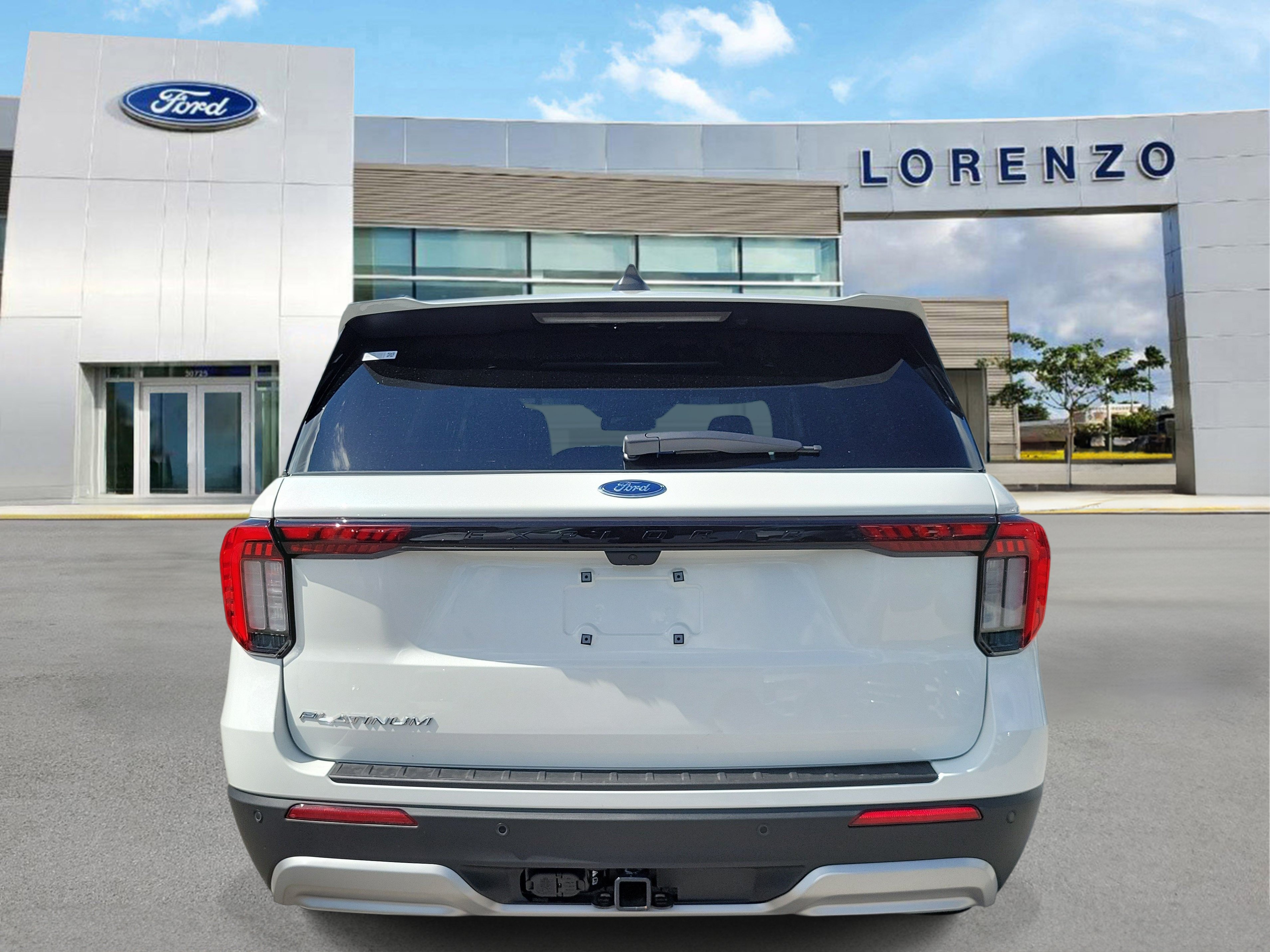 New 2026 Ford Explorer Platinum RWD image 5
