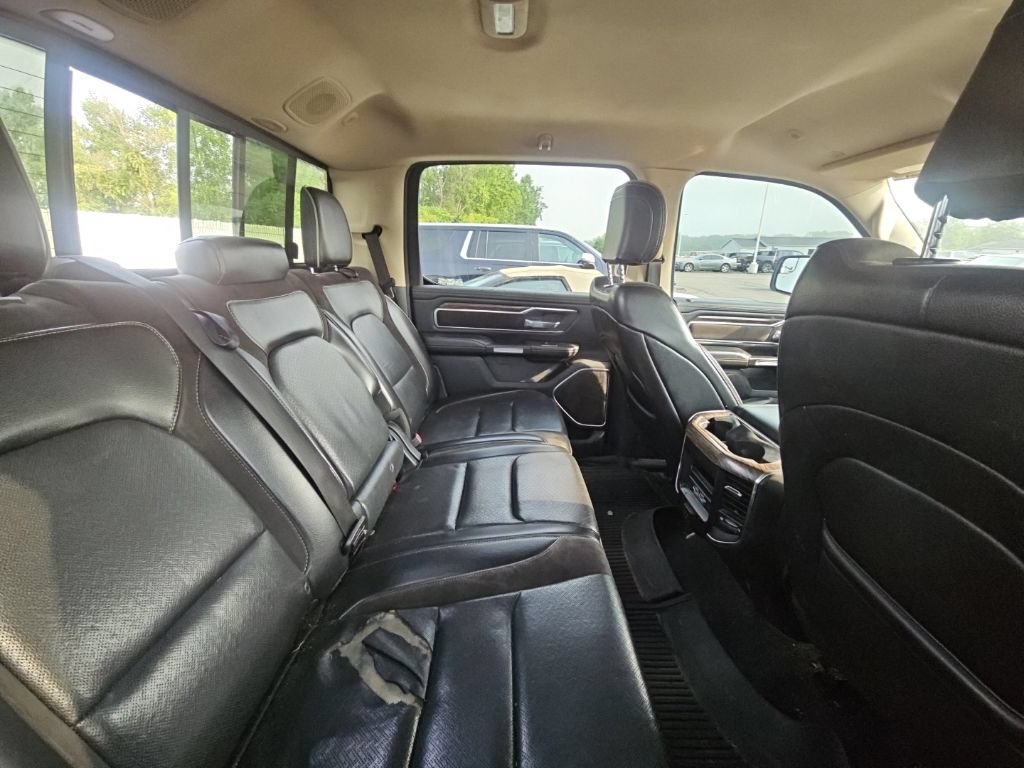 Used 2019 RAM 1500 Laramie AWD/4WD image 5