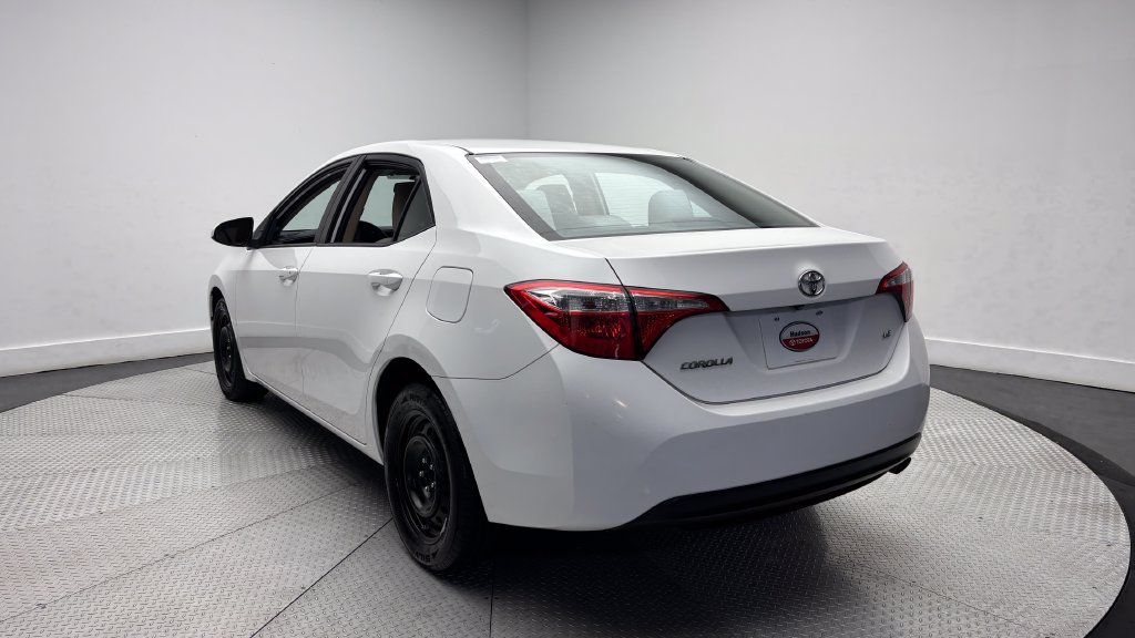 Used 2014 Toyota Corolla LE FWD image 27