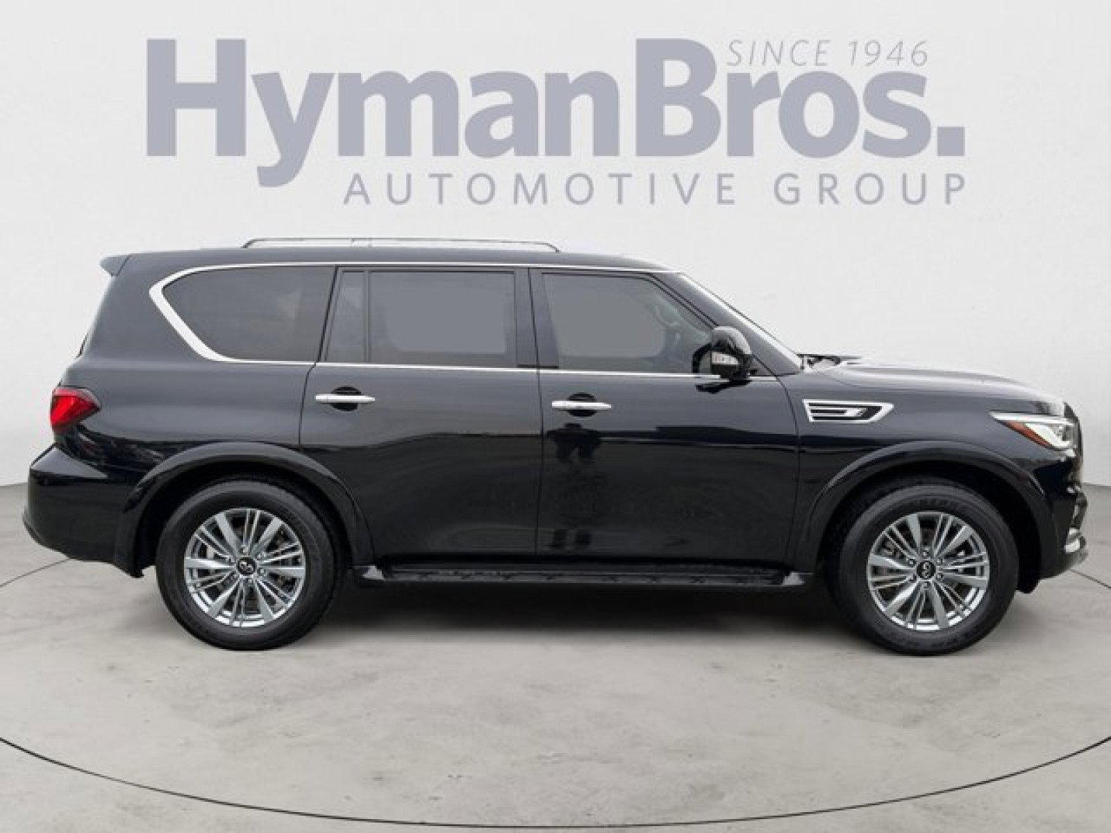Certified 2024 INFINITI QX80 Luxe w/ Cargo Package image 2