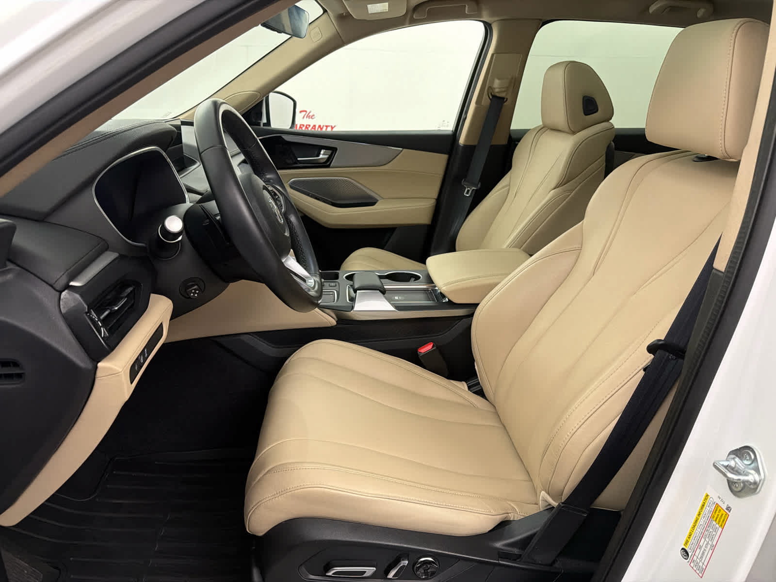 Used 2022 Acura MDX FWD image 14