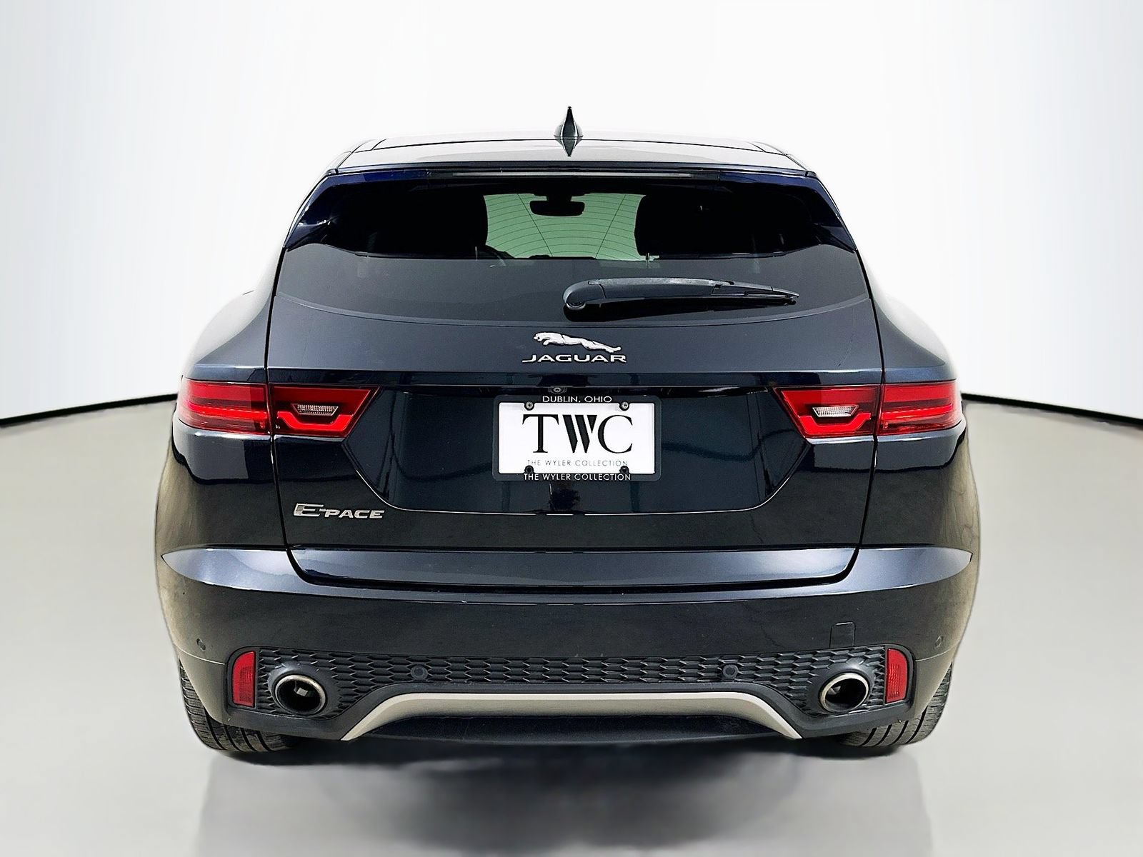 Used 2020 Jaguar E-PACE AWD/4WD image 6