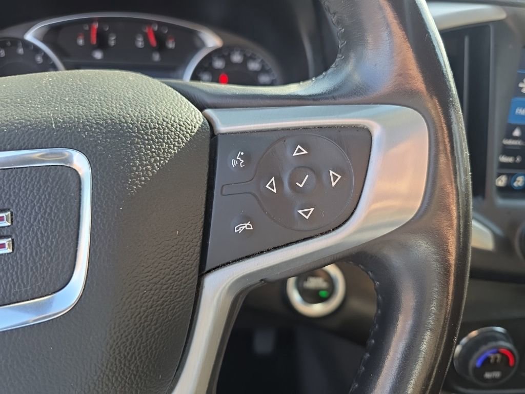 Used 2022 GMC Terrain SLT image 24