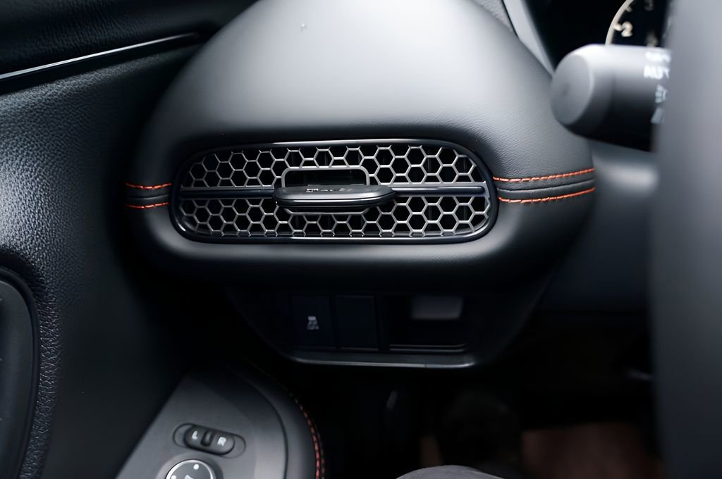 New 2026 Honda HR-V Sport image 16