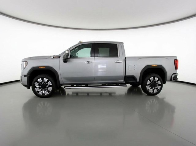 New 2026 GMC Sierra 2500 Denali w/ Denali Reserve Package image 3