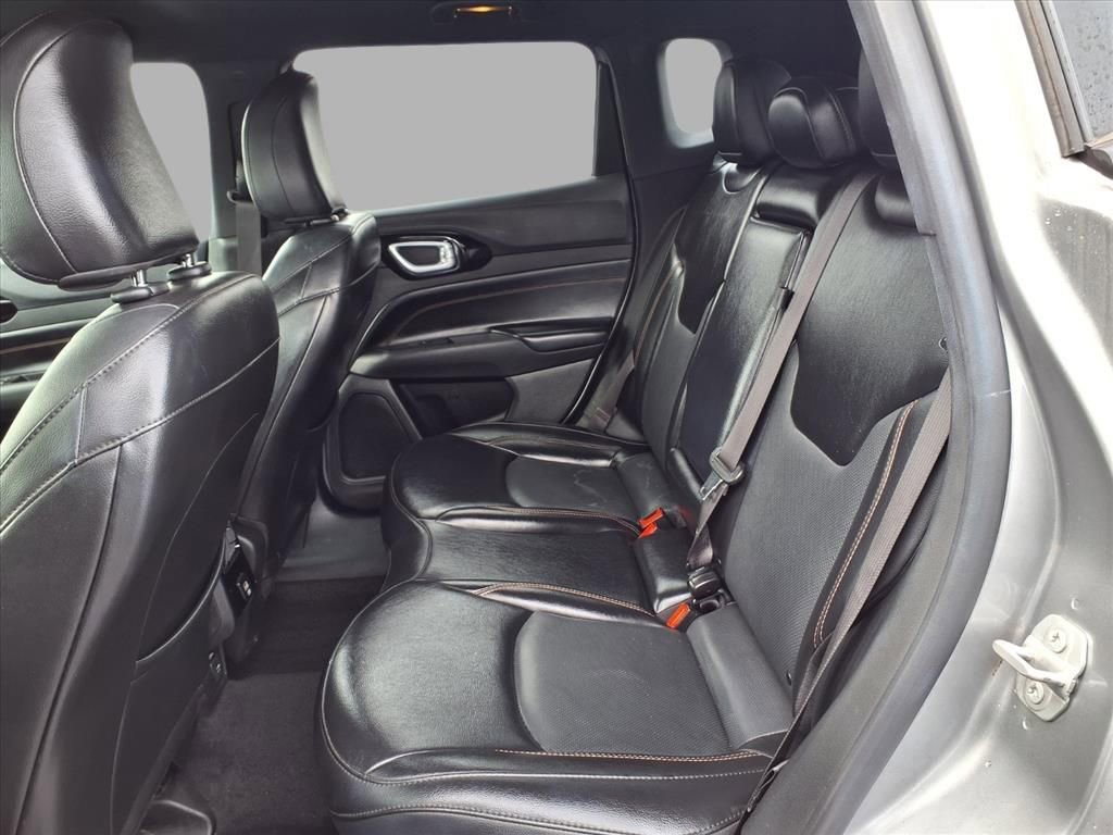 Used 2023 Jeep Compass Limited image 23