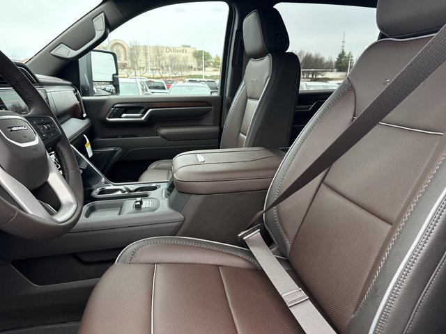 New 2026 GMC Sierra 2500 Denali w/ Denali Reserve Package AWD/4WD image 7