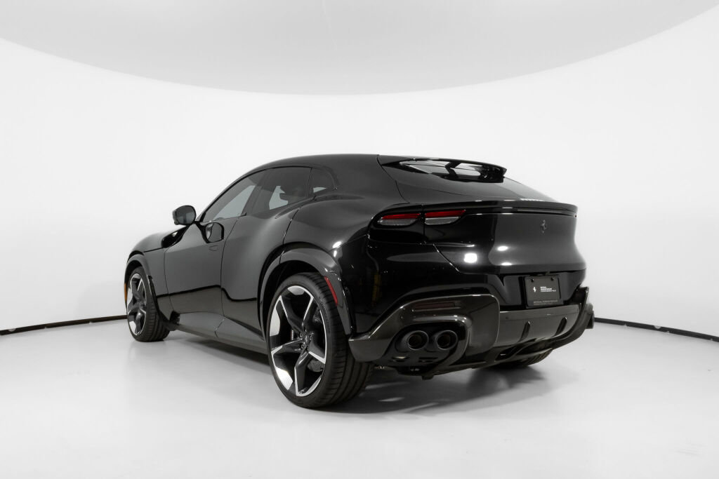 Used 2024 Ferrari Purosangue image 4