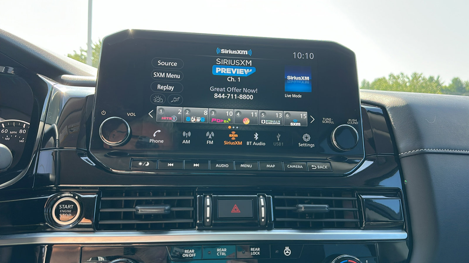 Certified 2024 Nissan Pathfinder SL w/ Black Appearance Package image 16