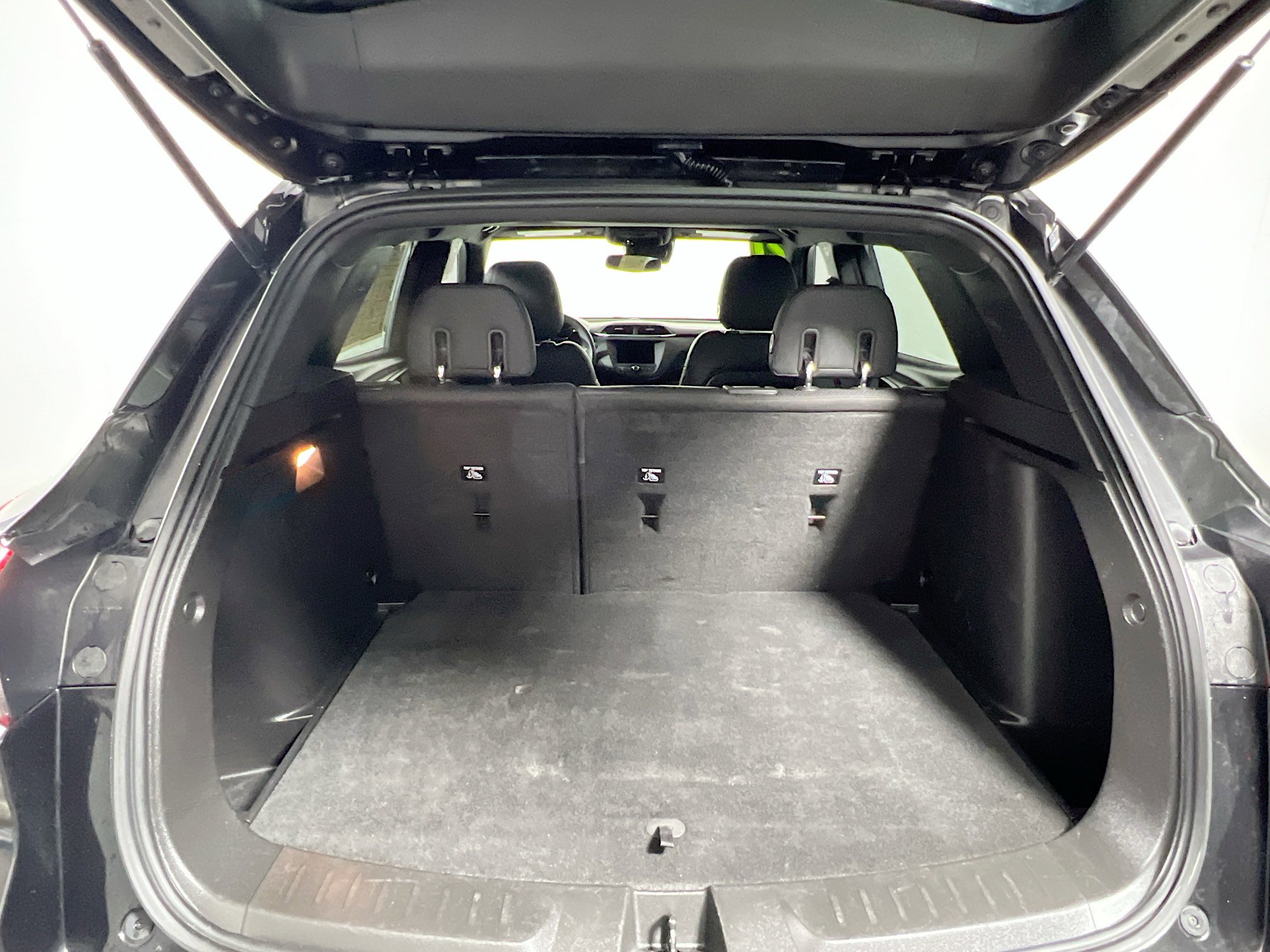 Used 2021 Chevrolet TrailBlazer RS image 34