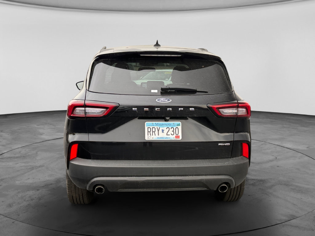 Used 2025 Ford Escape ST-Line Select AWD/4WD image 8