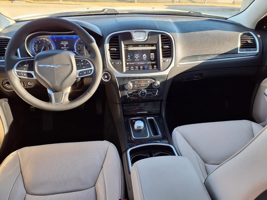 Used 2023 Chrysler 300 Touring L w/ Popular Equipment Group image 12