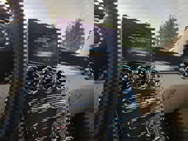 Used 2018 Mercedes-Benz C 300 Sedan w/ Multimedia Package image 27