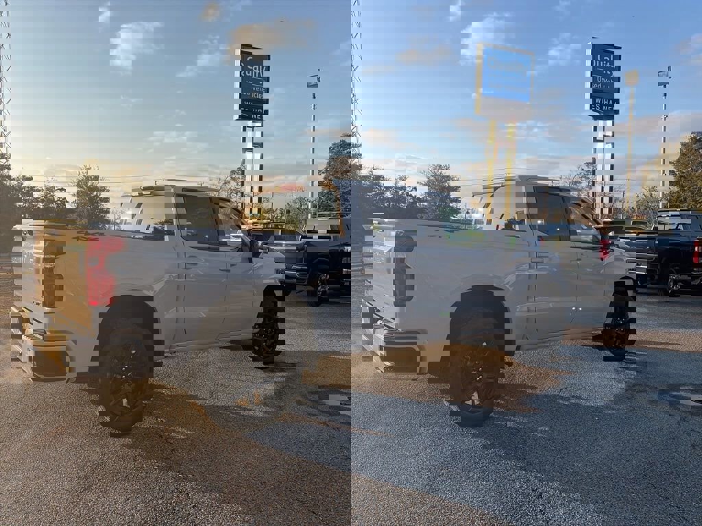 New 2026 Chevrolet Silverado 1500 RST w/ Dark Appearance Package image 3