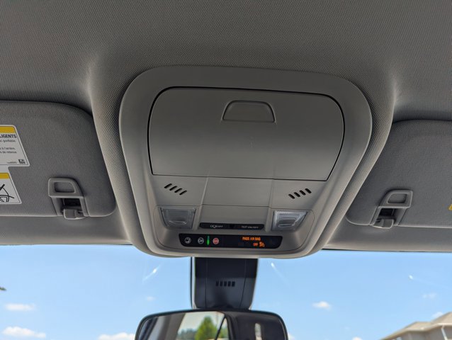 Used 2023 Chevrolet Equinox LT image 20