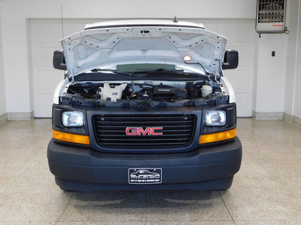 Used 2017 GMC Savana 2500 RWD image 12