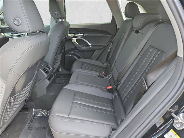 Certified 2025 Audi Q5 Premium w/ Convenience Package AWD/4WD image 24
