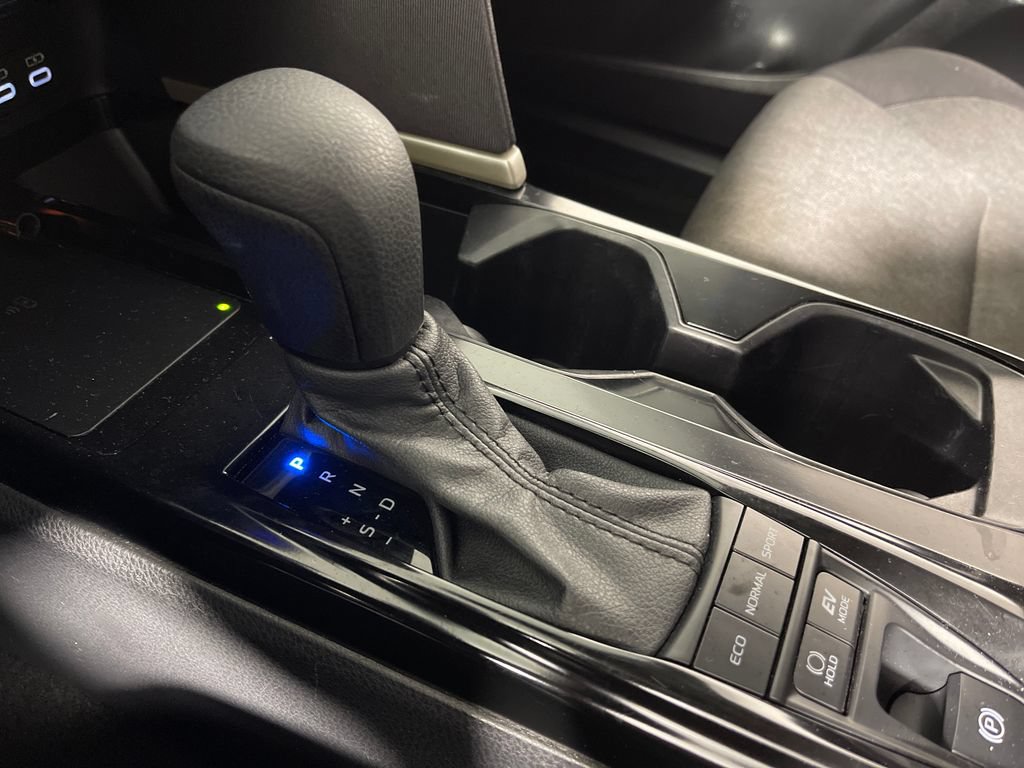 Certified 2025 Toyota Camry LE FWD image 22
