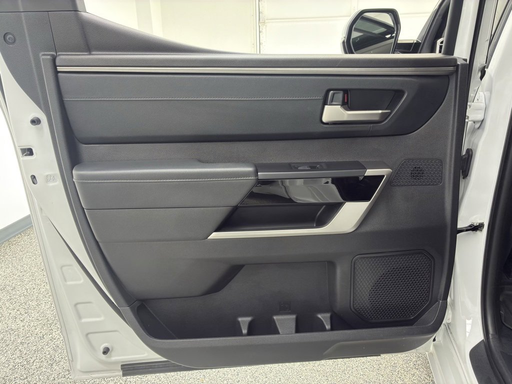 Used 2023 Toyota Tundra Limited image 40