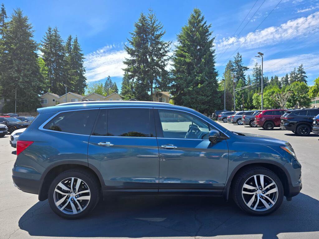 Used 2018 Honda Pilot Touring image 10