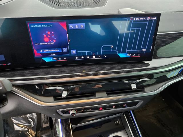 Used 2026 BMW X7 M60i image 22