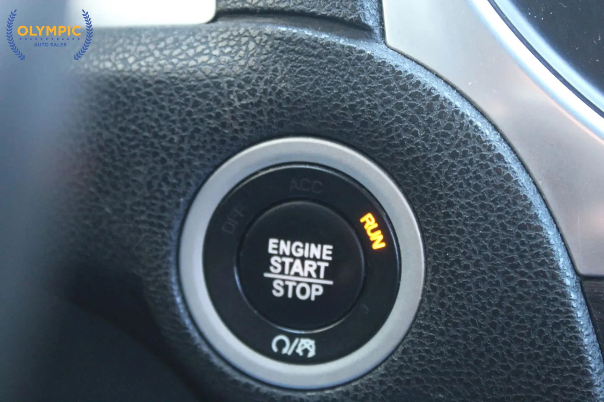 Used 2017 Chrysler 300 Limited image 27