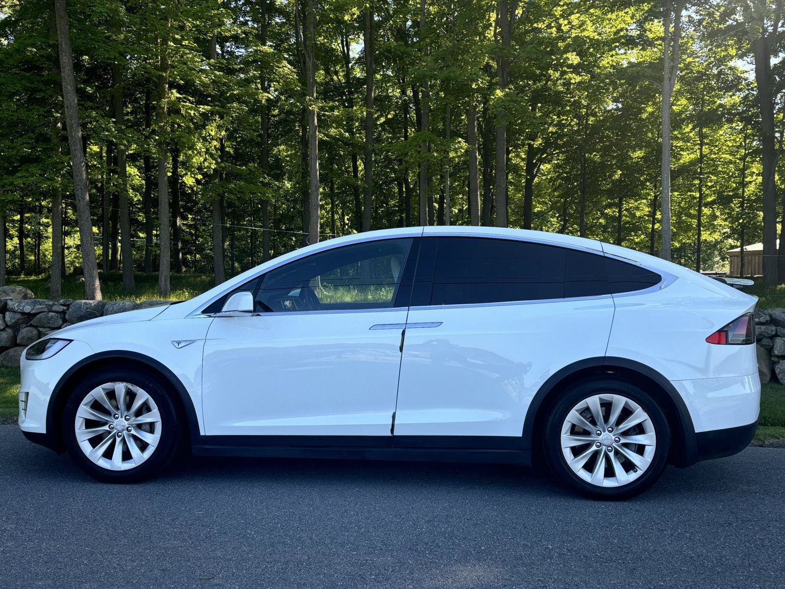 Used 2016 Tesla Model X 90D AWD/4WD image 13