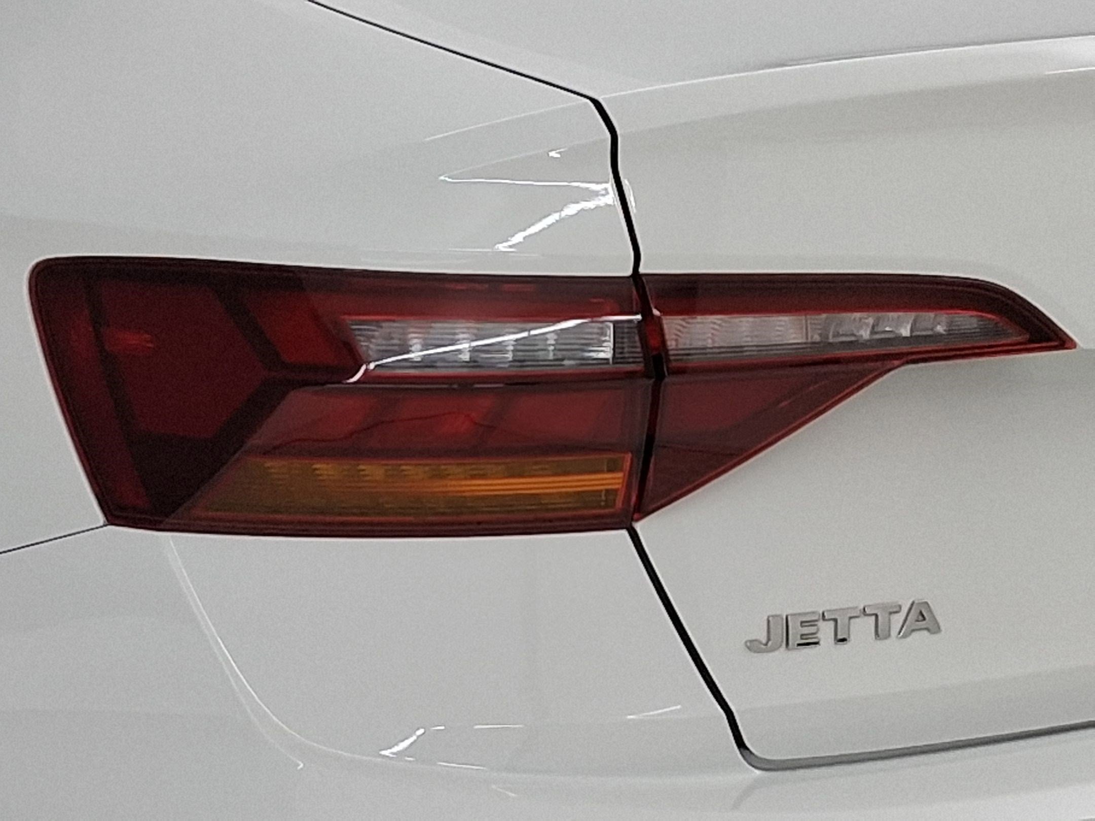 Used 2019 Volkswagen Jetta SE FWD image 11