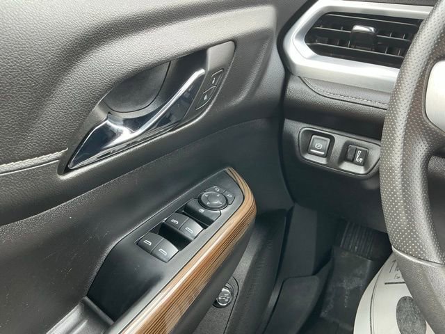 Used 2023 GMC Acadia SLE w/ Driver Convenience Package image 24