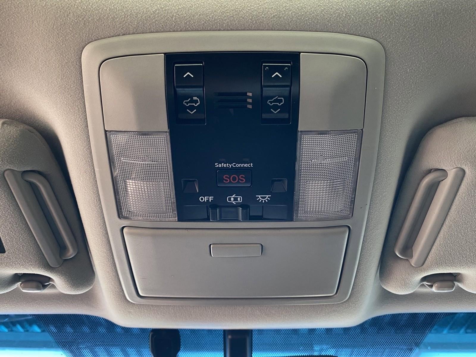 Used 2018 Lexus GX 460 w/ Navigation Package AWD/4WD image 32