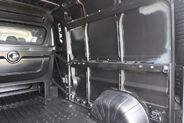 New 2026 RAM ProMaster 2500 w/ Crew Van Package FWD image 16