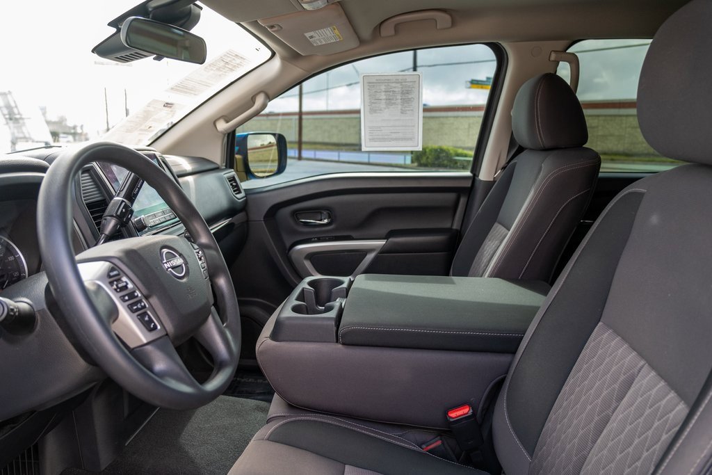 Used 2023 Nissan Titan SV w/ Accessory Utility Package image 13