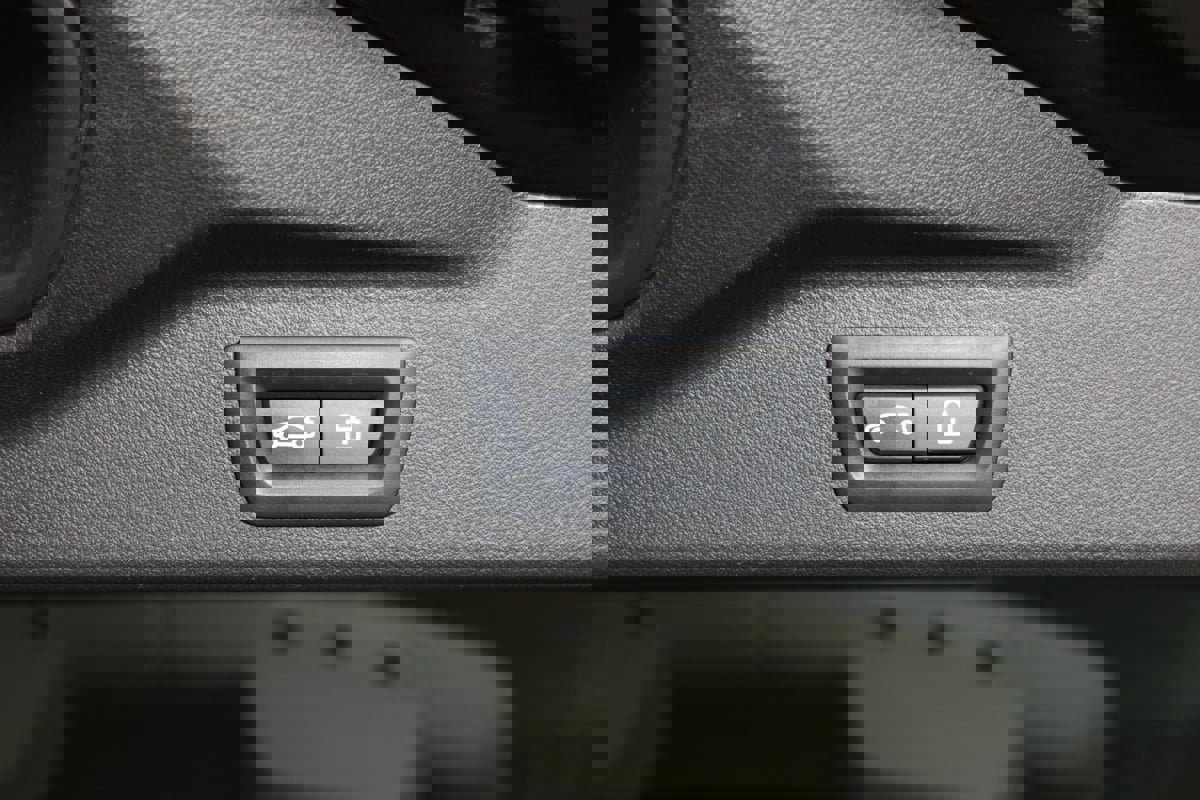 Used 2023 BMW X7 xDrive40i w/ M Sport Package image 47