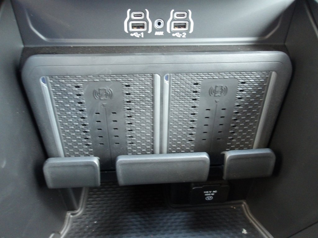 Used 2025 RAM 2500 Laramie image 24