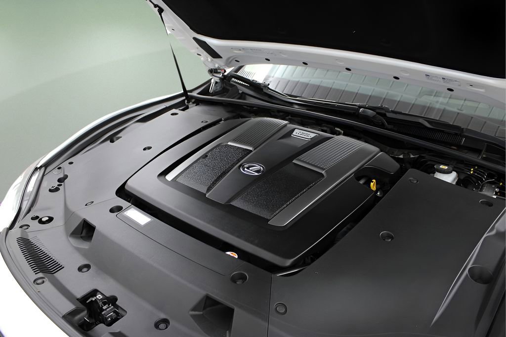 Used 2023 Lexus LS 500 w/ Interior Upgrade Package image 28