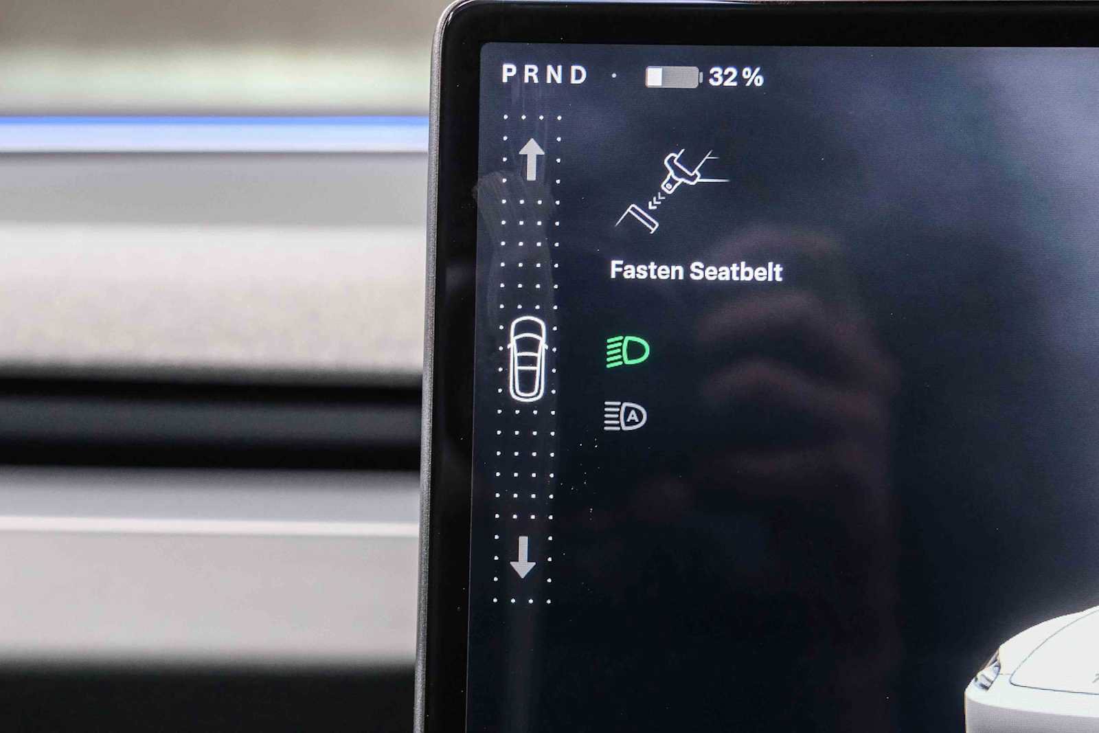 Used 2024 Tesla Model 3 Standard Range RWD image 24