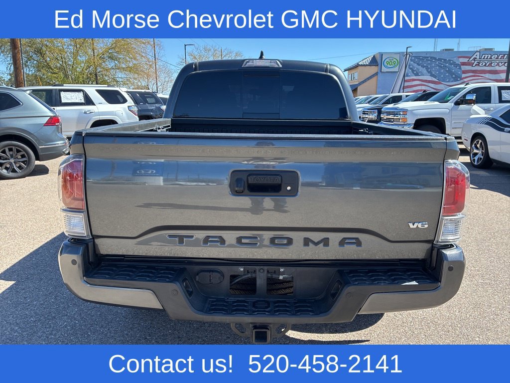 Used 2022 Toyota Tacoma TRD Sport w/ Technology Package AWD/4WD image 4