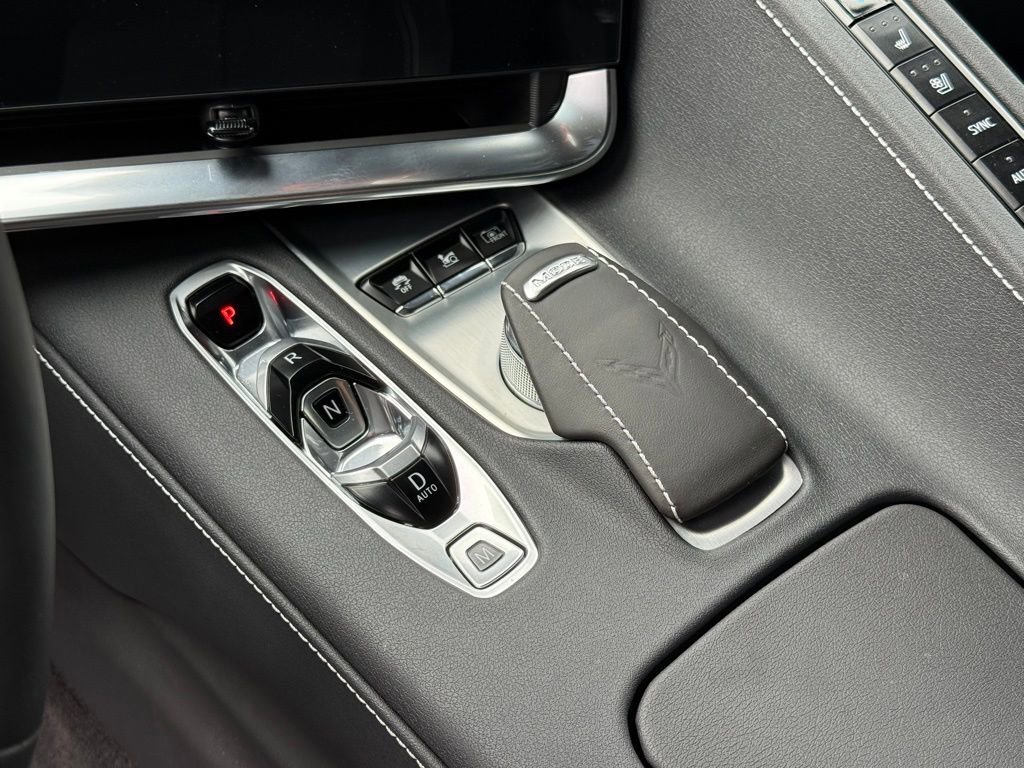 Used 2024 Chevrolet Corvette Stingray Preferred Cpe w/ Z51 Performance Package image 15