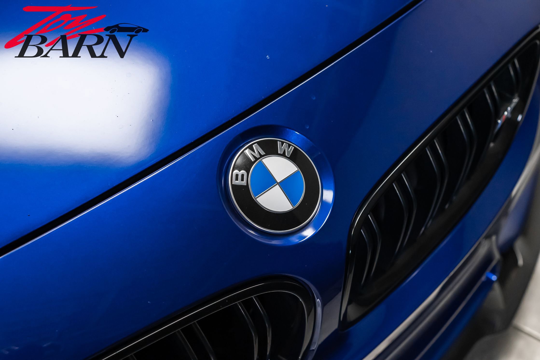 Used 2019 BMW M4 CS w/ Executive Package image 9