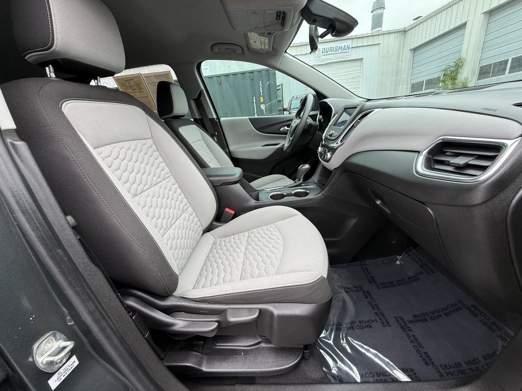 Used 2020 Chevrolet Equinox LS w/ LS Convenience Package FWD image 20