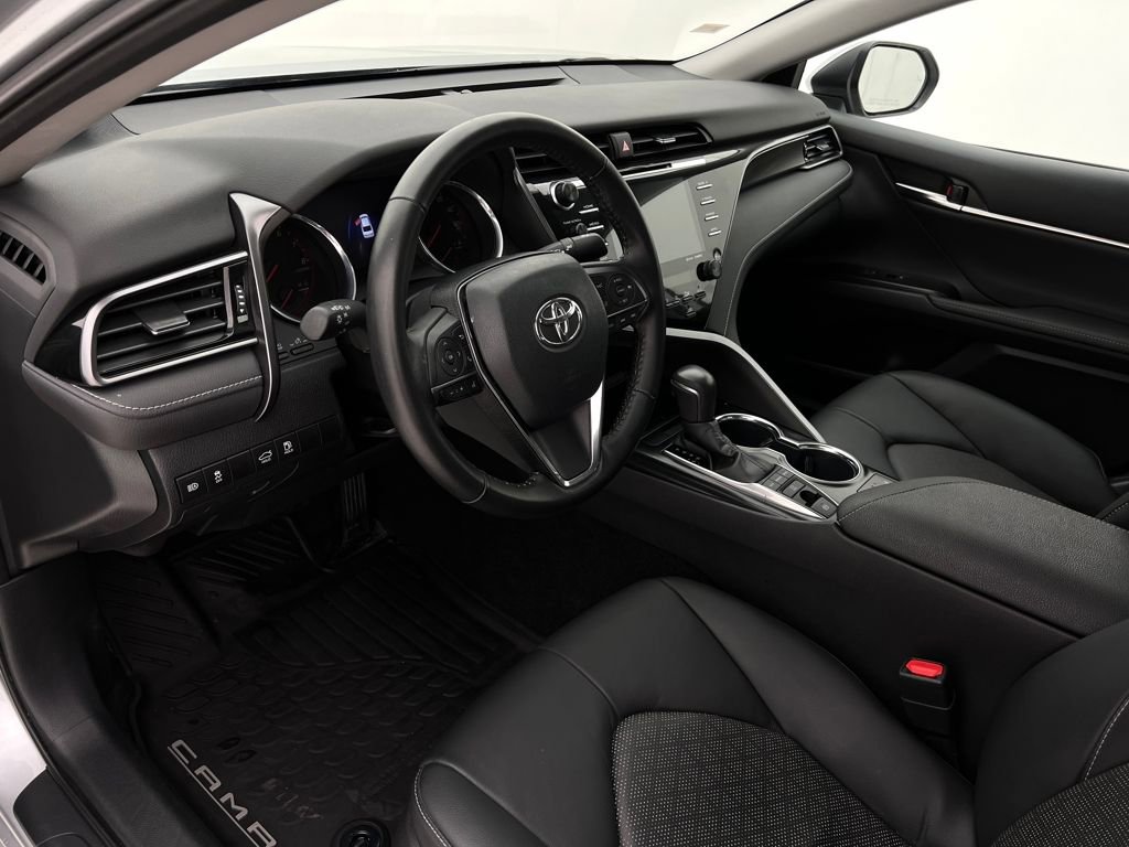 Used 2019 Toyota Camry XSE image 12